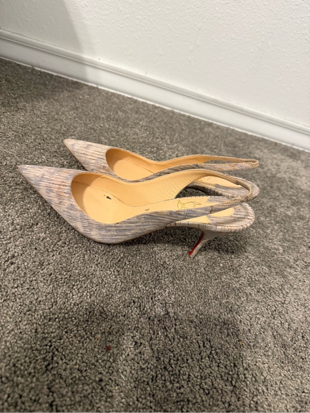 christian louboutin clare naturalle sling backs - Picture 3 of 16